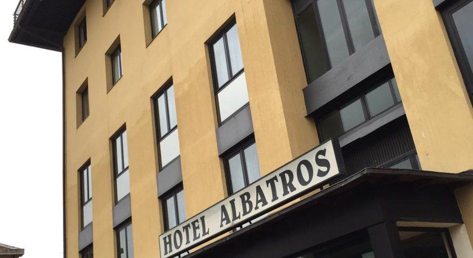 Hotel Albatros Calenzano Bagian luar foto